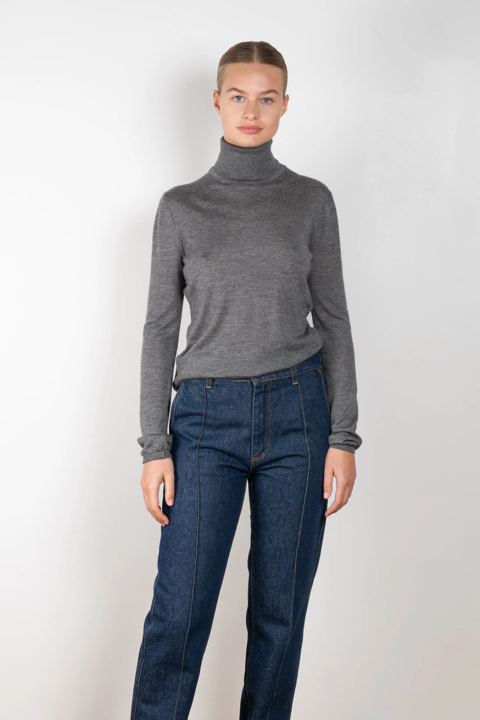 Cashmere Turtleneck 03