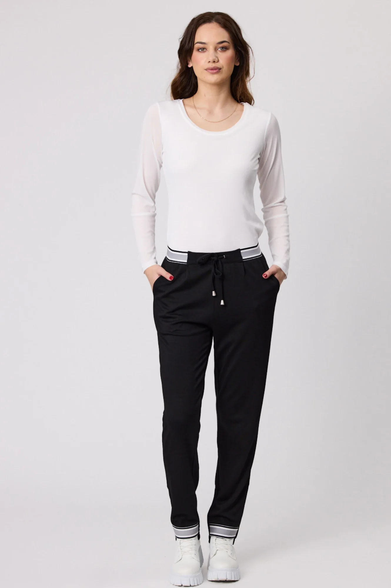 Classified Trixie Plain Pant - Black