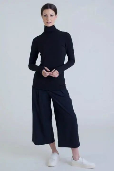 Collagen Turtleneck