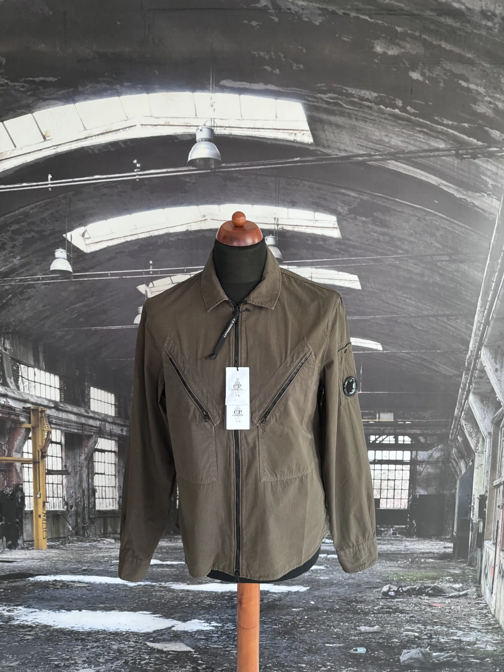 C.P. COMPANY RIPSTOP ZIP LENS OVERSHIRT