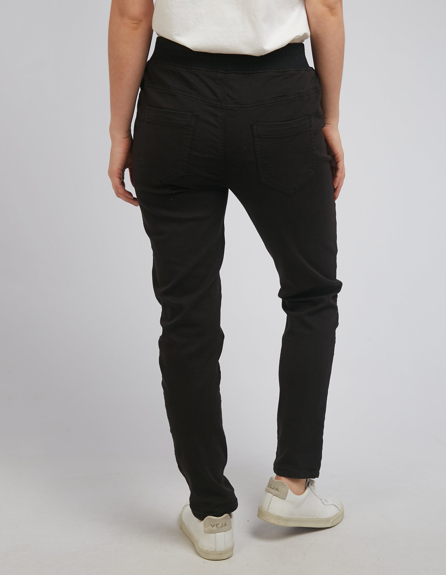 Foxwood Sylvia Jogger - Black