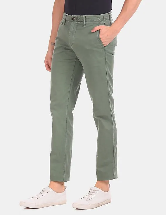 GAP Men Green Slim Fit Washwell Vintage Wash Khaki Pants With Gapflex