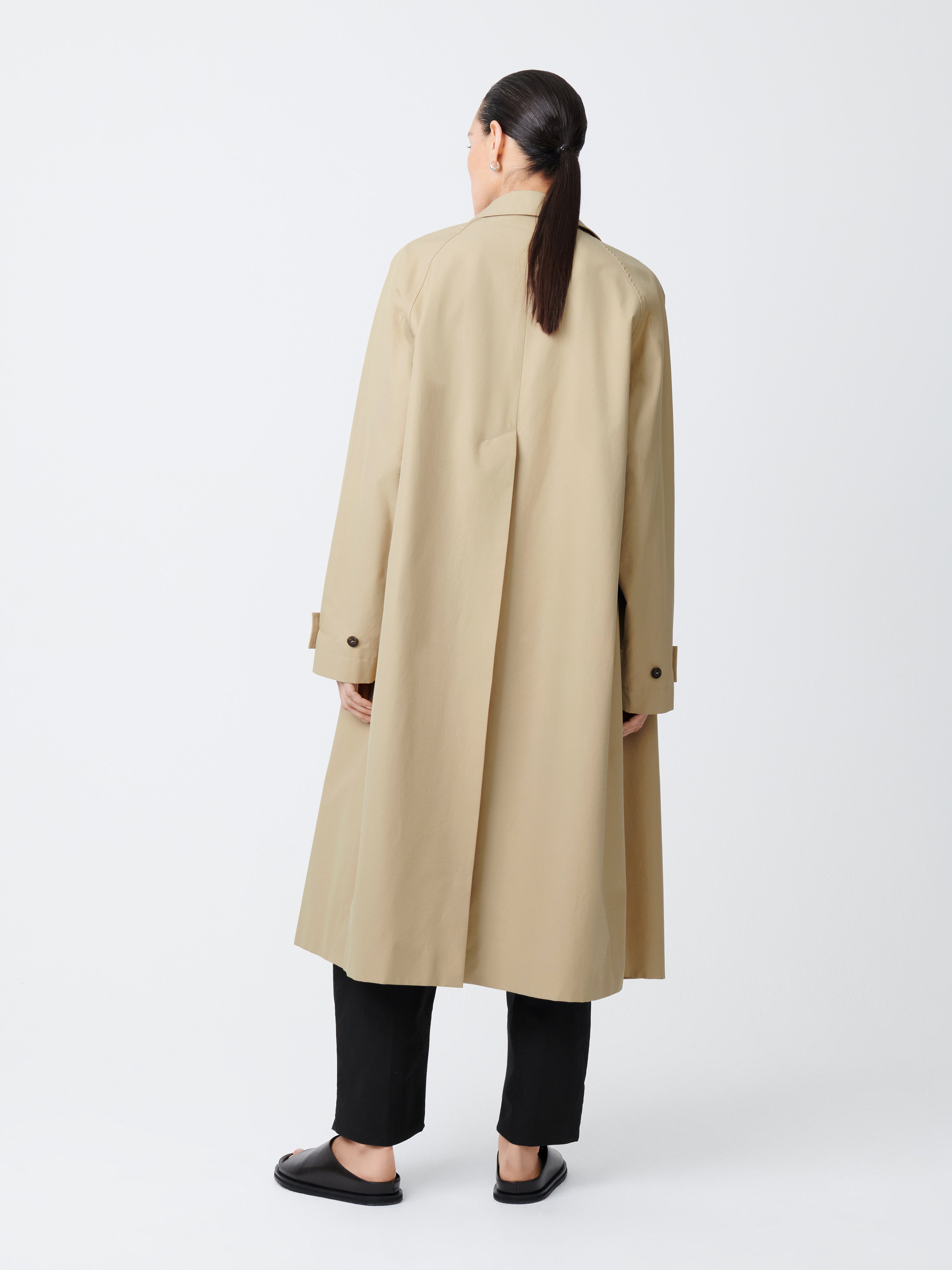 Holin Coat in Tan