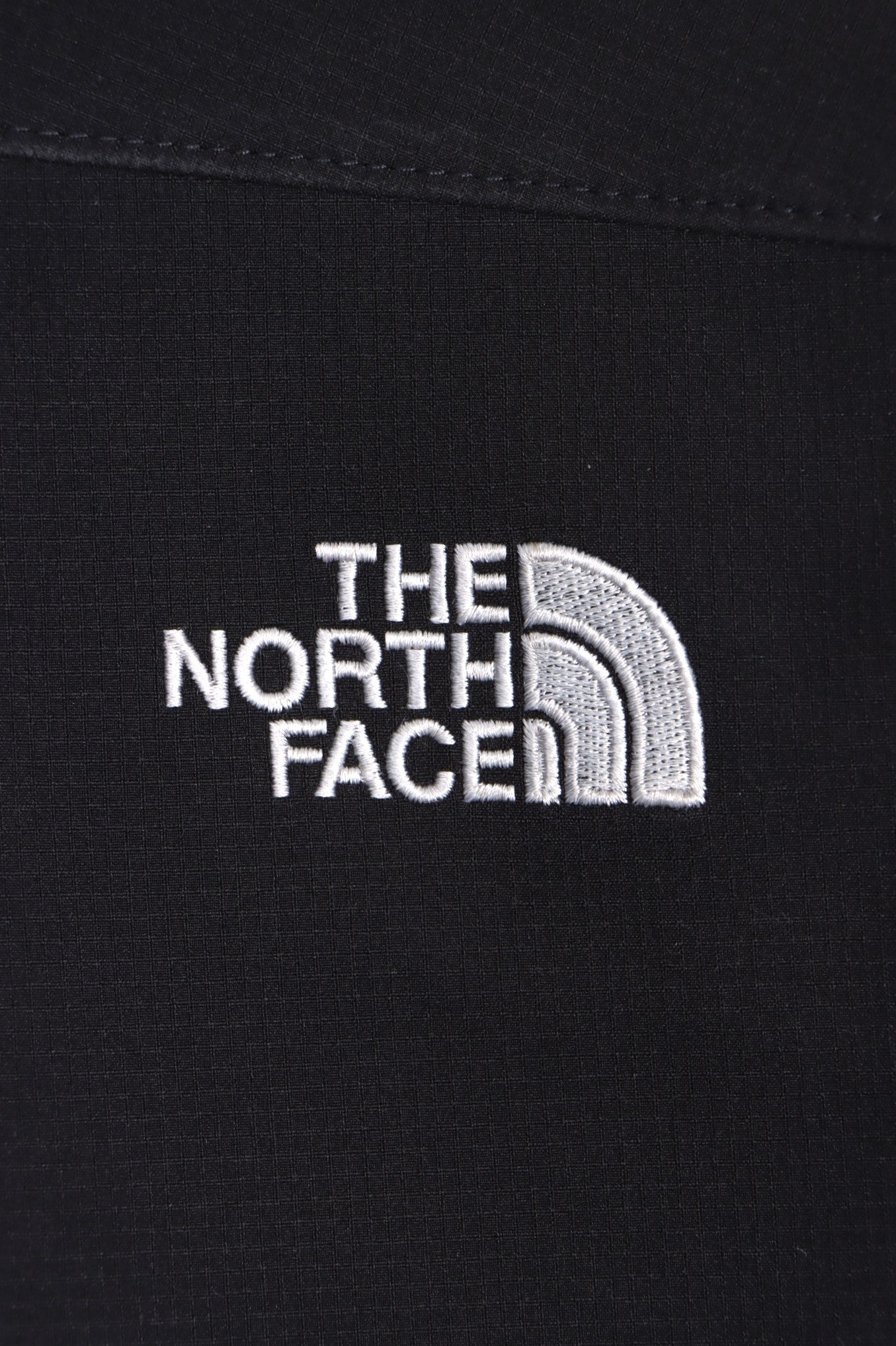 THE NORTH FACE Black 2000 Mountain Jacket (XL)