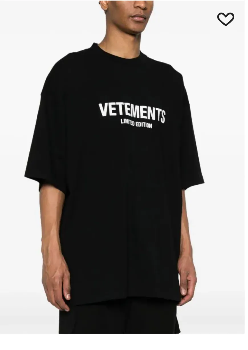 VETEMENTS  |Street Style T-Shirts